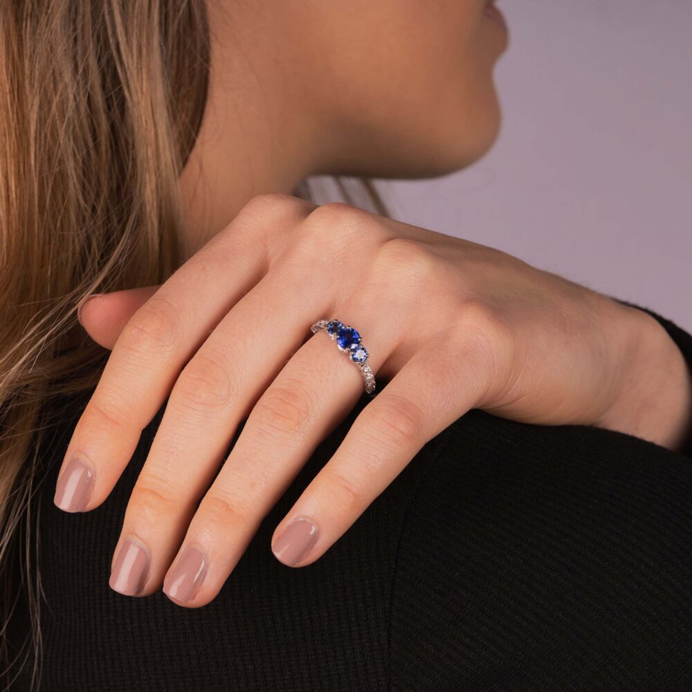 Solo TRIO 3 saph et 8 bts 1,9 mm - 0,24 ct
B217 – Image 2