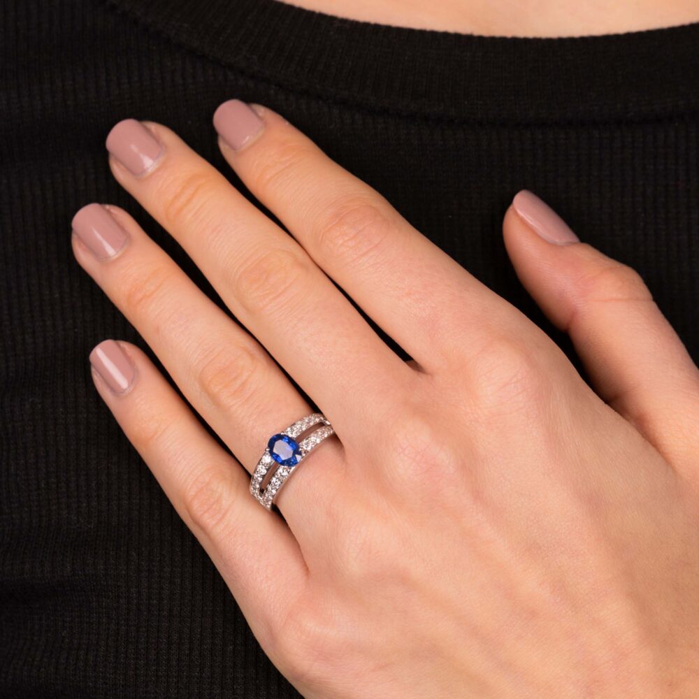 Solo saphir bleu 1 ct / 26 bts - 0,6 ct
B222-saph-B – Image 2