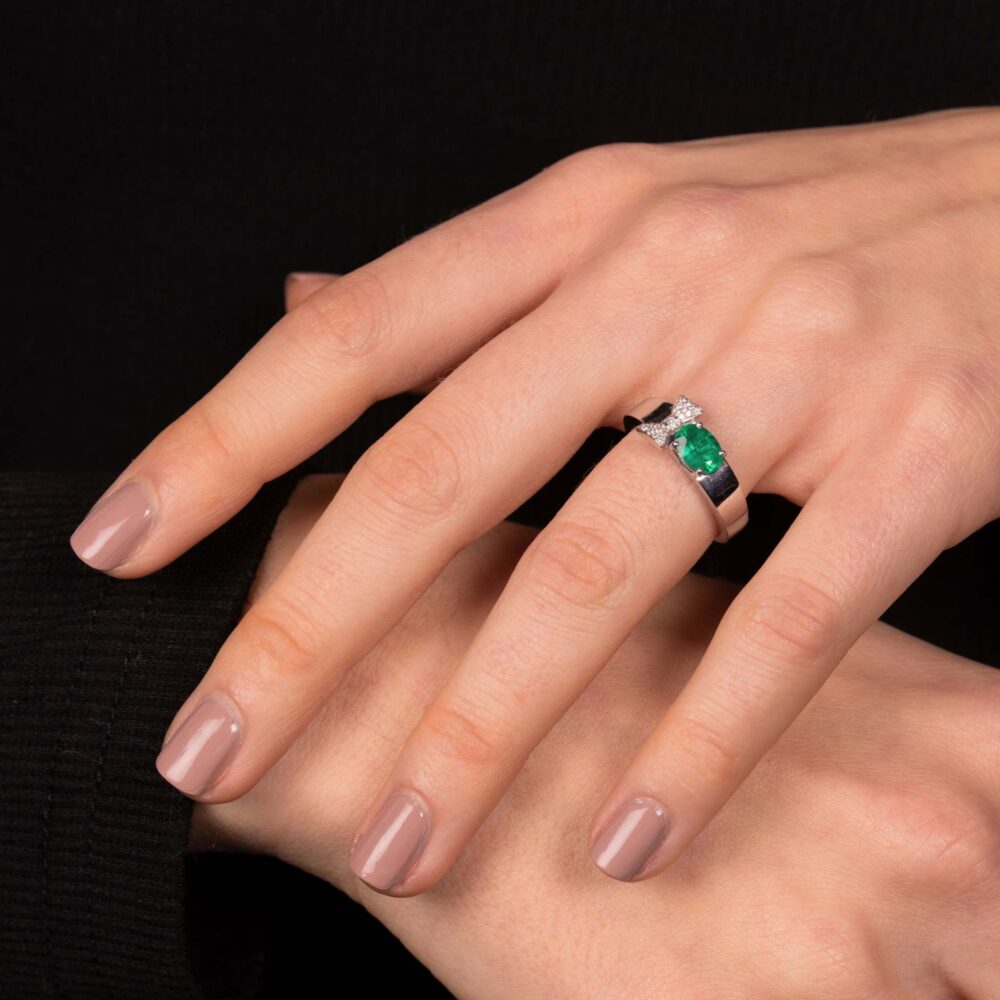 Solo Eme 1 ct / 26 bts 0,15 ct
B231 – Image 2
